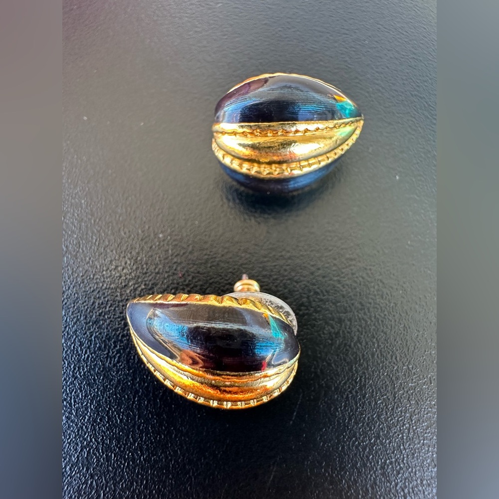 Vintage Indigo Blue Enamel Avon Stud Earrings
